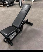 Technogym Pure Strength Adjustable Bench, Sport en Fitness, Fitnessmaterialen, Ophalen, Gebruikt, Fitnessbank