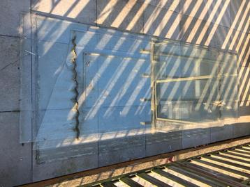 grote glaspartijen: enkel-glasruiten beschikbaar voor biedingen