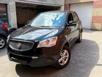 SsangYong Korando 2.0i Essence Euro5 4X2 6/2012 Clim Jantes  beschikbaar voor biedingen