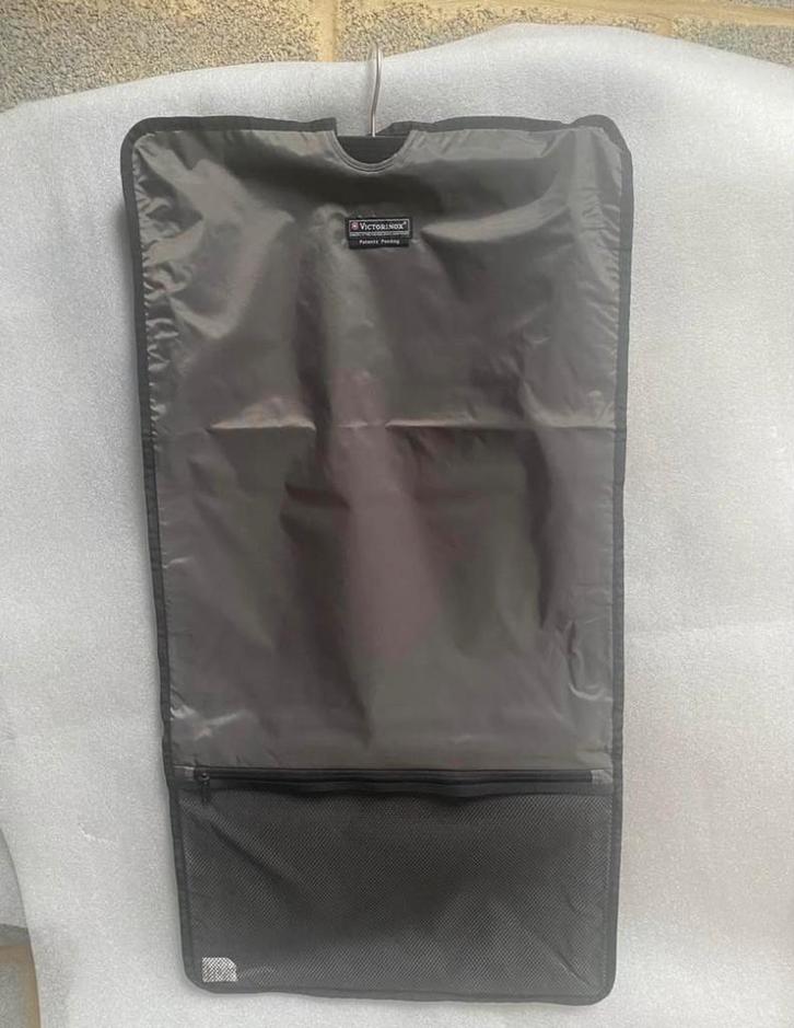 Nieuwe VICTORINOX-hoes/bescherming, Handtassen en Accessoires, Tassen | Reistassen en Weekendtassen, Nieuw, Ophalen