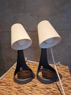 2 super mooie identieke nachtlampjes van Ikea, Huis en Inrichting, Lampen | Wandlampen, Ophalen, Zo goed als nieuw