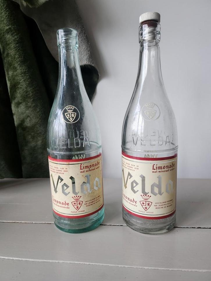 Oude limonade flessen Velda Scheldewindeke, Verzamelen, Glas en Drinkglazen, Gebruikt, Ophalen
