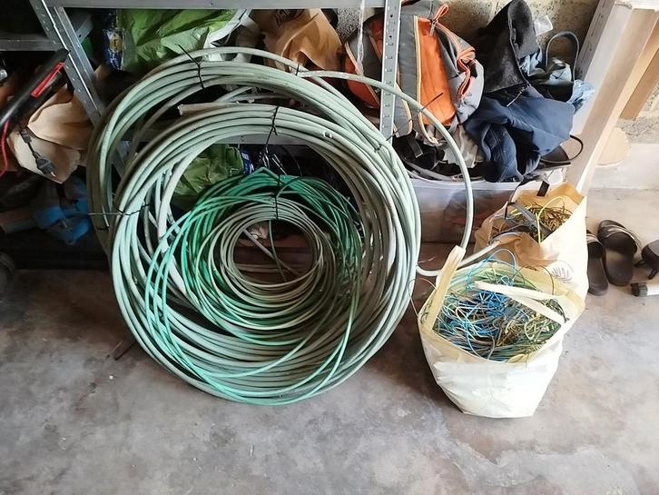 Je récupère métaux, vous démolissé ou travaux, lire annonce, Vacatures, Vacatures | Elektriciens