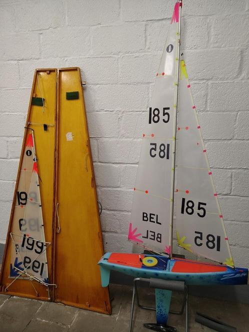 RC IOM zeilboot, Hobby en Vrije tijd, Modelbouw | Boten en Schepen, Zo goed als nieuw, Ophalen