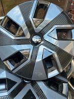 Sierdeksel Dacia 16 inch, Ophalen, Zo goed als nieuw