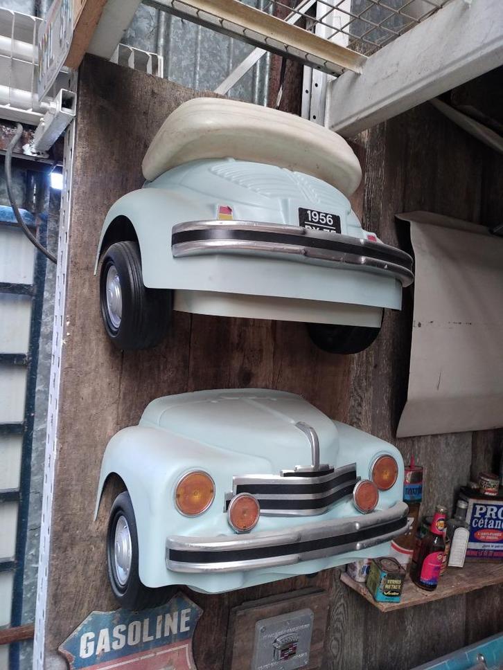 Rekken Renault 4 CV voorouder vintage retro garage loft ind, Verzamelen, Retro, Ophalen of Verzenden