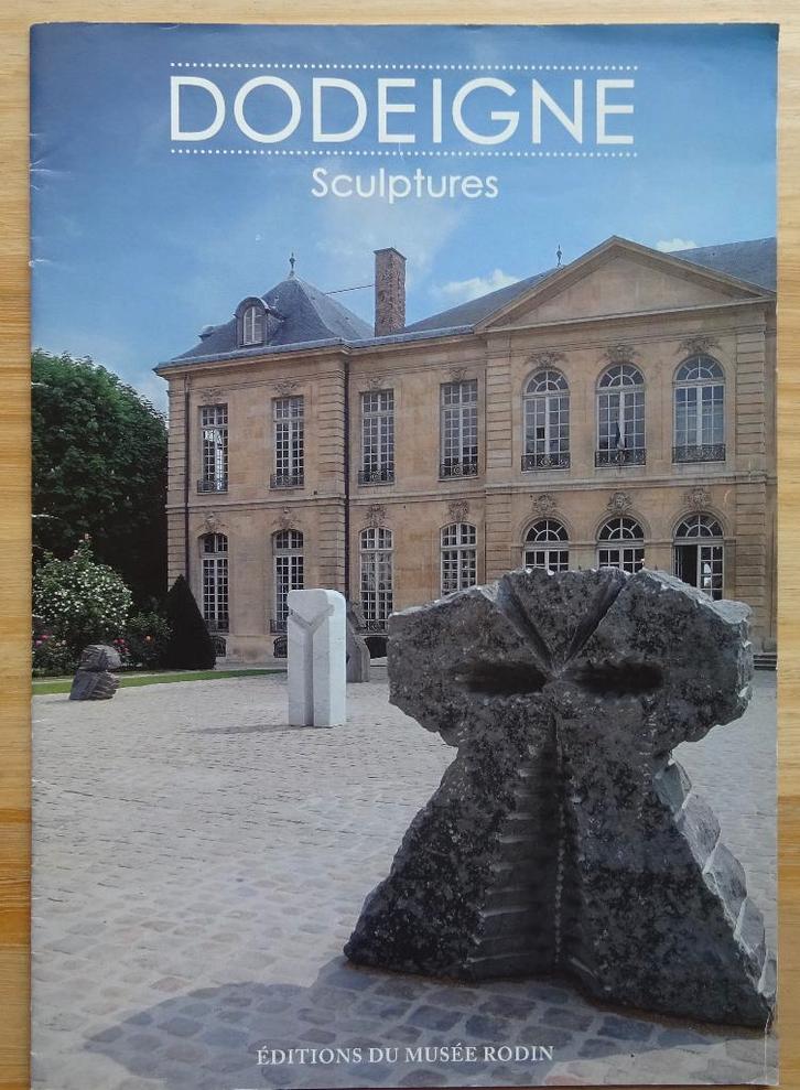 Dodeigne, Sculptures, au Musée Rodin 2007 signed, Boeken, Kunst en Cultuur | Beeldend, Gelezen, Beeldhouwkunst, Ophalen of Verzenden