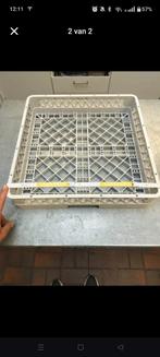 Industriële vaatwas mandjes, Ophalen