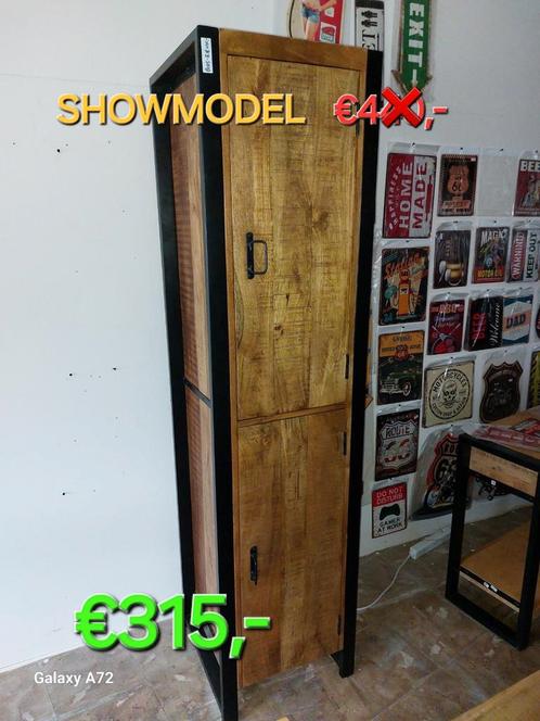 SHOWMODEL  opbergkast mangohout, Huis en Inrichting, Kasten | Lockerkasten, Nieuw, Ophalen