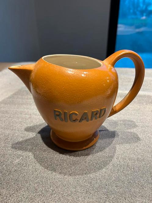 Ancien pichet publicitaire 1 litre des Ateliers de Céramiques RICARD – La  Roue du Passé
