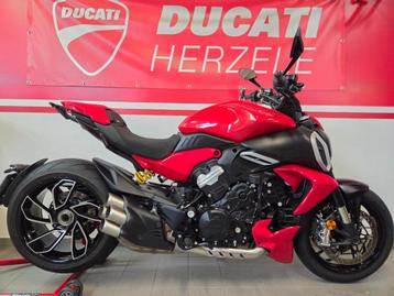 Diavel V4 beschikbaar voor biedingen