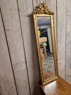 Antieke spiegel met ornament, Antiek en Kunst, Antiek | Spiegels, Ophalen of Verzenden