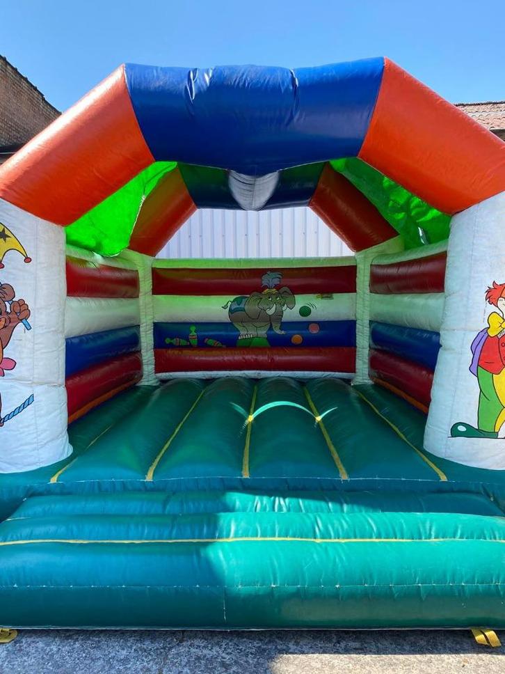 château gonflable  ours à vendre, Hobby & Loisirs créatifs, Articles de fête | Location, Utilisé, Enlèvement