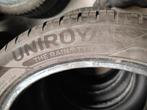 205/45r16 uniroyal 35€ per stuk met plaatsen 20545r16 r16, Ophalen of Verzenden
