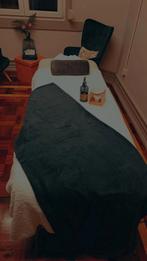 Therapeutic massage, Services & Professionnels, Bien-être | Masseurs & Salons de massage