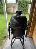 KAMADO, Tuin en Terras, Houtskoolbarbecues, Ophalen, Zo goed als nieuw, The bastard, Met accessoires