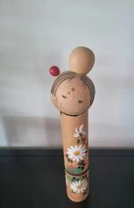 Mooie kokeshi in de stijl van Ishida Waichi, Antiek en Kunst, Verzenden