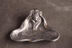 Kleine Art Nouveau vide poche, Antiek en Kunst, Antiek | Tin, Verzenden