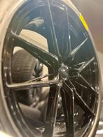 Complete 22 inch Haxer-set uitgerust met Pirelli-banden, Gebruikt, 265 mm, Overige maten, Band(en)