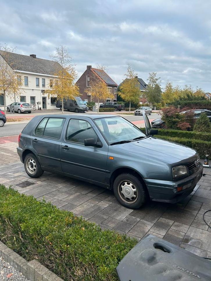Golf 3 cl, Auto's, Volkswagen, Particulier, Golf, Benzine, 5 deurs, Handgeschakeld, Zilver of Grijs, Ophalen