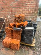 Gratis dakpannen stormpan 44 leikleur en natuurrood, Doe-het-zelf en Bouw, Dakpannen en Dakbedekking, Ophalen, Gebruikt