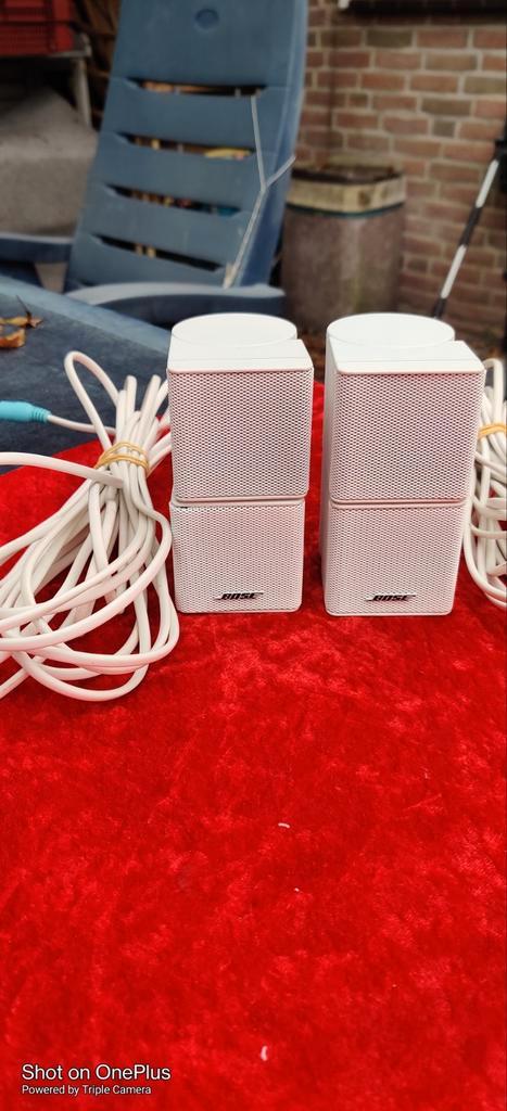 Bose Jewel luidspreker 2x wit met 6,m kabel, Audio, Tv en Foto, Luidsprekerboxen, Zo goed als nieuw, Bose, Ophalen of Verzenden