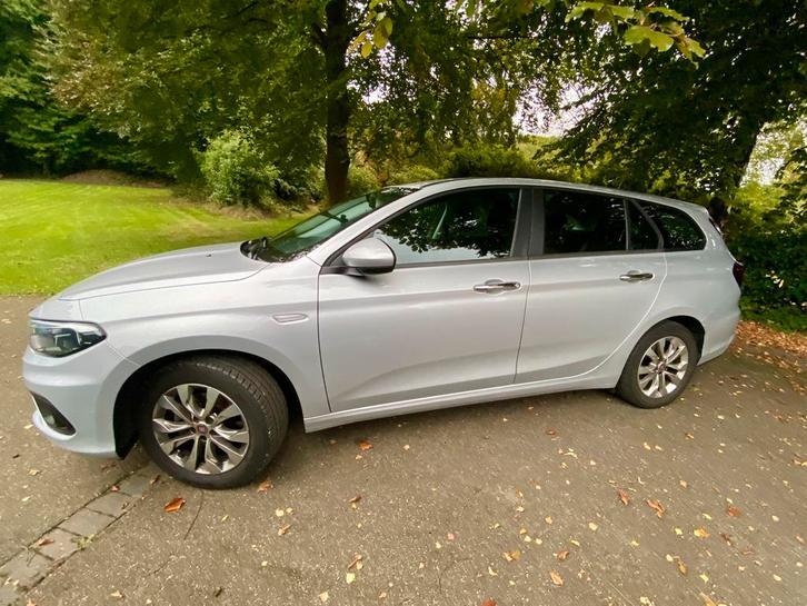 Fiat Tipo SW 1.4 benzine • €9.500 •, Auto's, Fiat, Particulier, Tipo, ABS, Benzine, Euro 6, Break, 5 deurs, Handgeschakeld, Zilver of Grijs