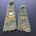 2 embleemen militair, Ophalen of Verzenden, Overige soorten, Embleem of Badge