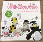 Wollowbies hangen de beest uit, Hobby & Loisirs créatifs, Tricot & Crochet, Crochet, Comme neuf, Enlèvement ou Envoi, Patron ou Livre
