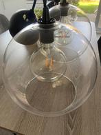 2x glazen hanglamp €40 per stuk, Huis en Inrichting, Lampen | Hanglampen, Zo goed als nieuw, Ophalen