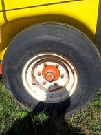 2 banden met velg 11.5/80-15.3, Ophalen, Band(en)