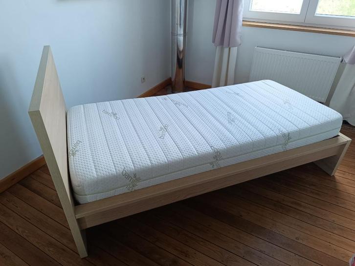 Lit complet une personne  (90X200), Huis en Inrichting, Slaapkamer | Bedden, Zo goed als nieuw, Eenpersoons, 90 cm, 200 cm, Ophalen