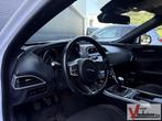 Jaguar XE 2.0 D R-Sport | MOTOR TIKT! | Leder | Climate | Cr, Auto's, Jaguar, Wit, XE, Start-stop-systeem, Te koop