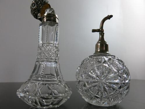 kristallen parfumflessen met sterling zilveren dop 2st, Antiek en Kunst, Antiek | Glaswerk en Kristal, Ophalen of Verzenden