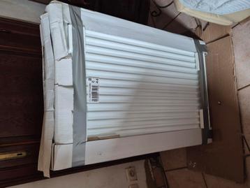 Radiator 90cm hoog x 60cm breed x 16cm dik beschikbaar voor biedingen