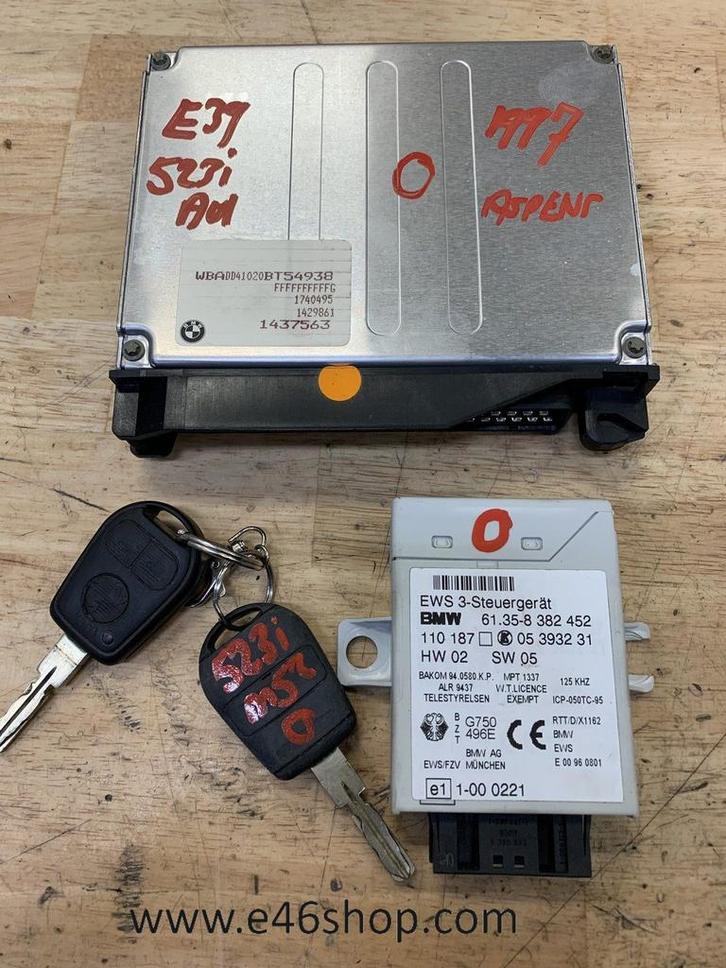 ECU DME SET  BMW E39 523I AUTOMAAT 1437563 1429861 1740495, Auto-onderdelen, Elektronica en Kabels, BMW, Gebruikt, Ophalen of Verzenden