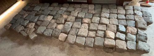 242 kaseien ( staan niet allemaal op de foto ), Doe-het-zelf en Bouw, Metselstenen, Zo goed als nieuw, Overige typen, Ophalen
