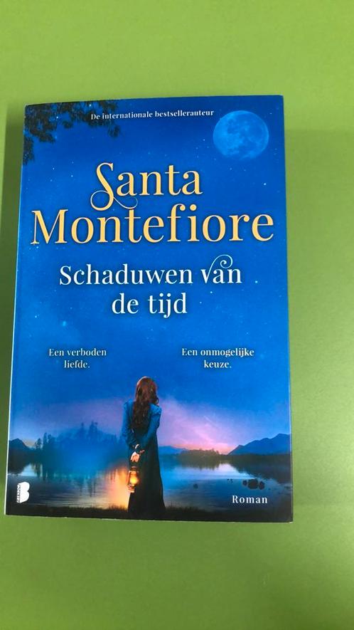 Santa Montefiore - Schaduwen van de tijd, Boeken, Literatuur, Zo goed als nieuw, Ophalen of Verzenden