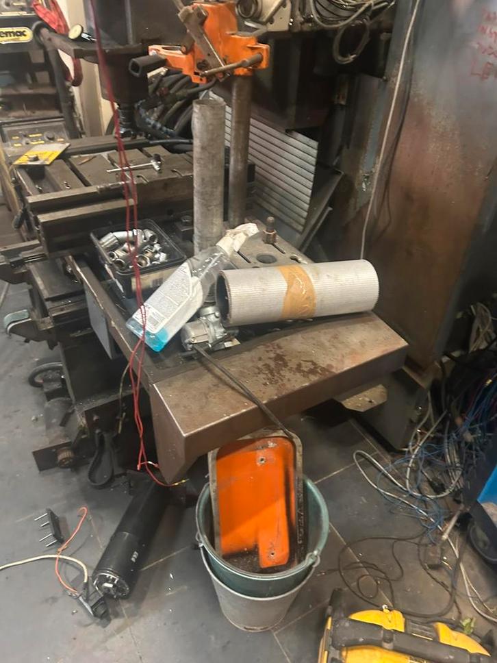 Freesbank cnc, Doe-het-zelf en Bouw, Metalen, Gebruikt, Ophalen