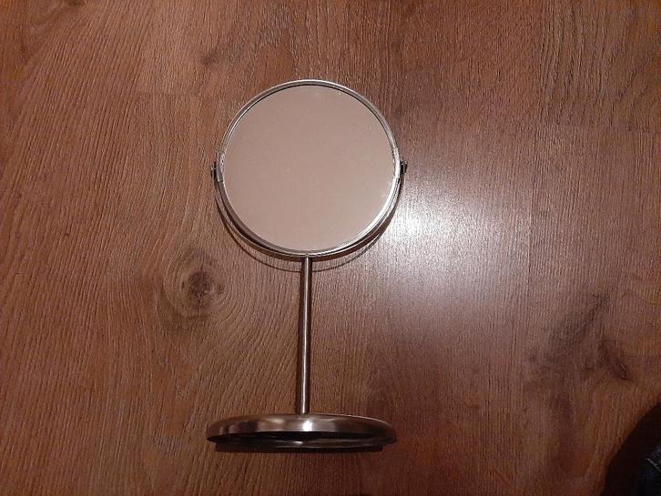 Miroir argenté pour salle de bain/chambre, Maison & Meubles, Accessoires pour la Maison | Miroirs, Enlèvement ou Envoi