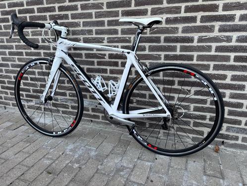 Racefiets Scott foil 40 voledig in carbon nieuwe top staat, Fietsen en Brommers, Fietsen | Racefietsen, Zo goed als nieuw, Heren