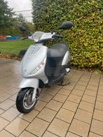 Piggio zip A klasse (perfecte staat!), Fietsen en Brommers, Ophalen, Zip, Benzine, 50 cc