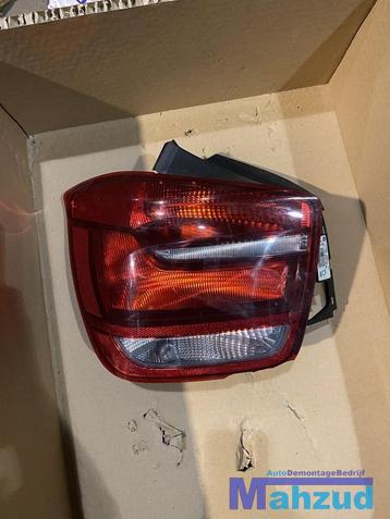 2012 BMW 1 serie F20 linker achterlicht beschikbaar voor biedingen