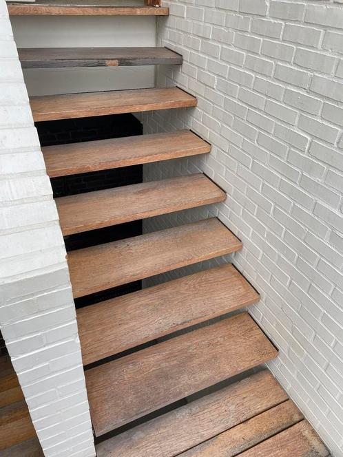 Zwevende EIKEN trap met platform, Doe-het-zelf en Bouw, Ladders en Trappen, Zo goed als nieuw, Trap, Ophalen