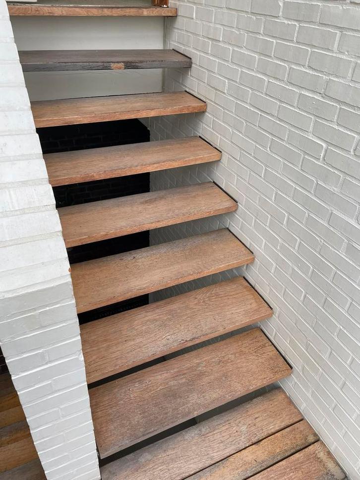 Zwevende EIKEN trap met platform, Doe-het-zelf en Bouw, Ladders en Trappen, Zo goed als nieuw, Trap, Ophalen
