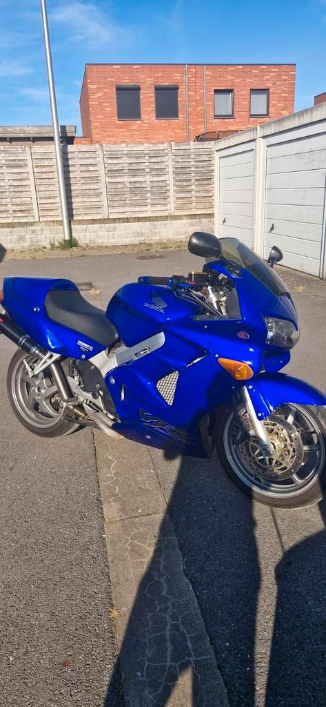Honda VFR 800 FI 2001, Motoren, Motoren | Honda, Particulier, Sport, Sportuitlaat, Ophalen