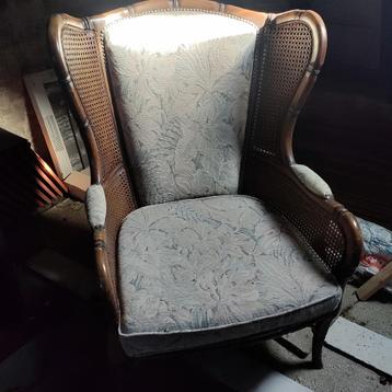 Fauteuil stof + grid beschikbaar voor biedingen