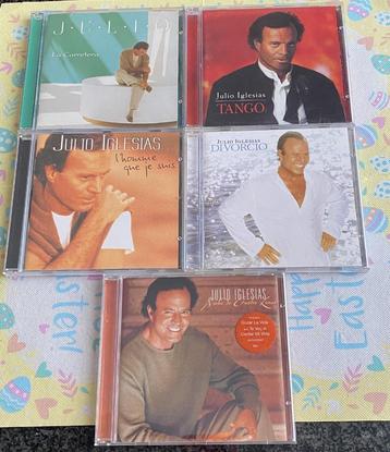 5 albums de JULIO IGLESIAS _ espagnol/français 4 EUR pièce beschikbaar voor biedingen