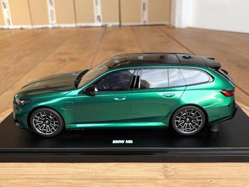 BMW M5 G91 Touring groen 1:18 GT Spirit GT509 nieuw in doos beschikbaar voor biedingen