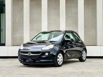 Opel adam/Benzine - 86000km / 2014/ carplay perfect staat  beschikbaar voor biedingen
